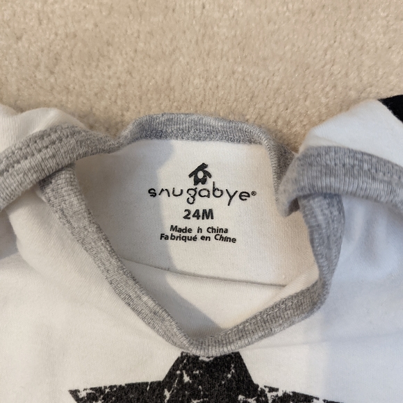 3/$15 Set of 2 Size 24 months Sleeper and Onesie - Picture 12 of 16